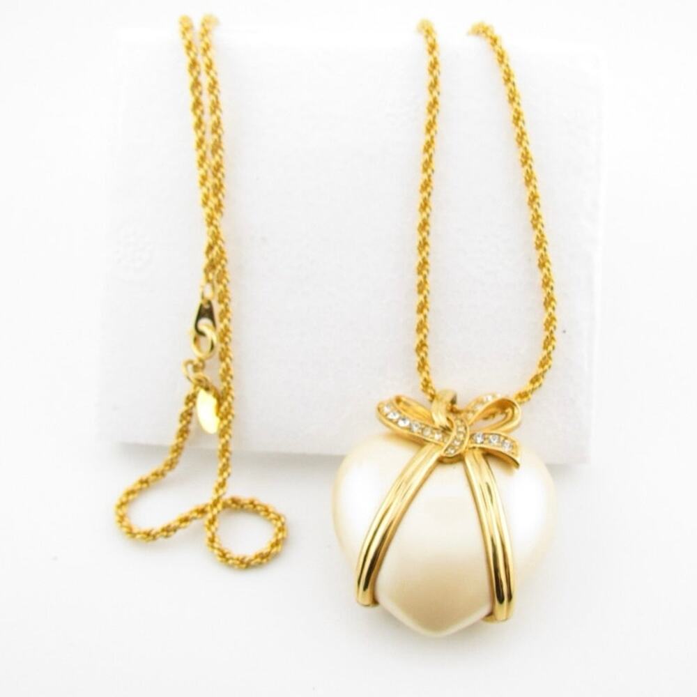 Joan Rivers Classics Collection Gold Heart Necklace - Picture 3 of 9